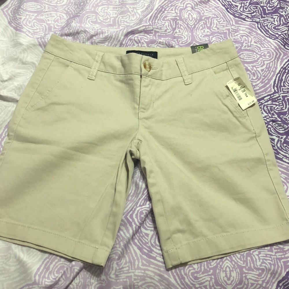 Aeropostale size 00 Bermuda